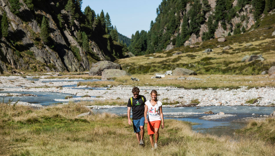 [Translate to Englisch:] Wilde Wasser Weg im Stubaital